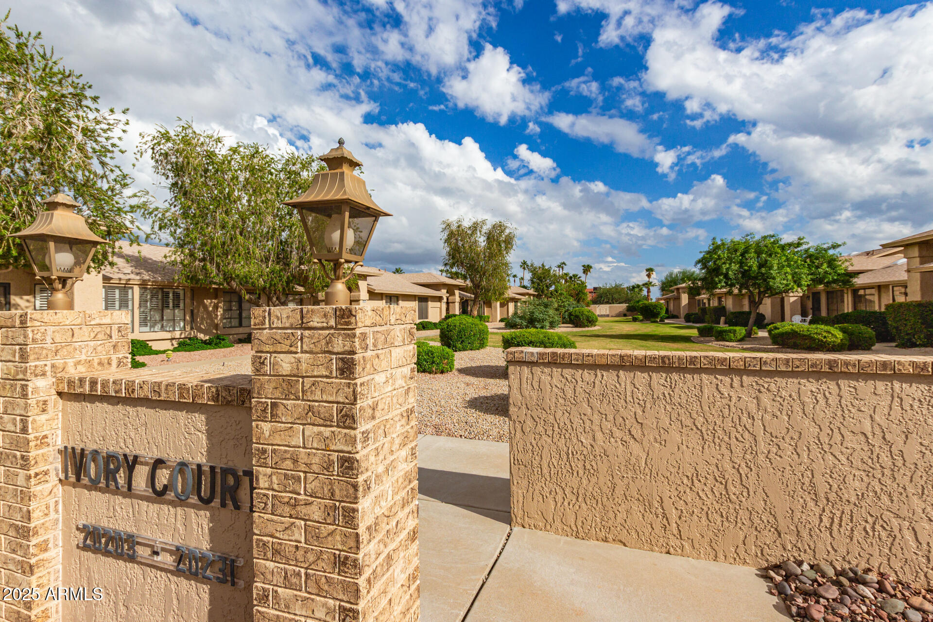 20221 N BROKEN ARROW Drive