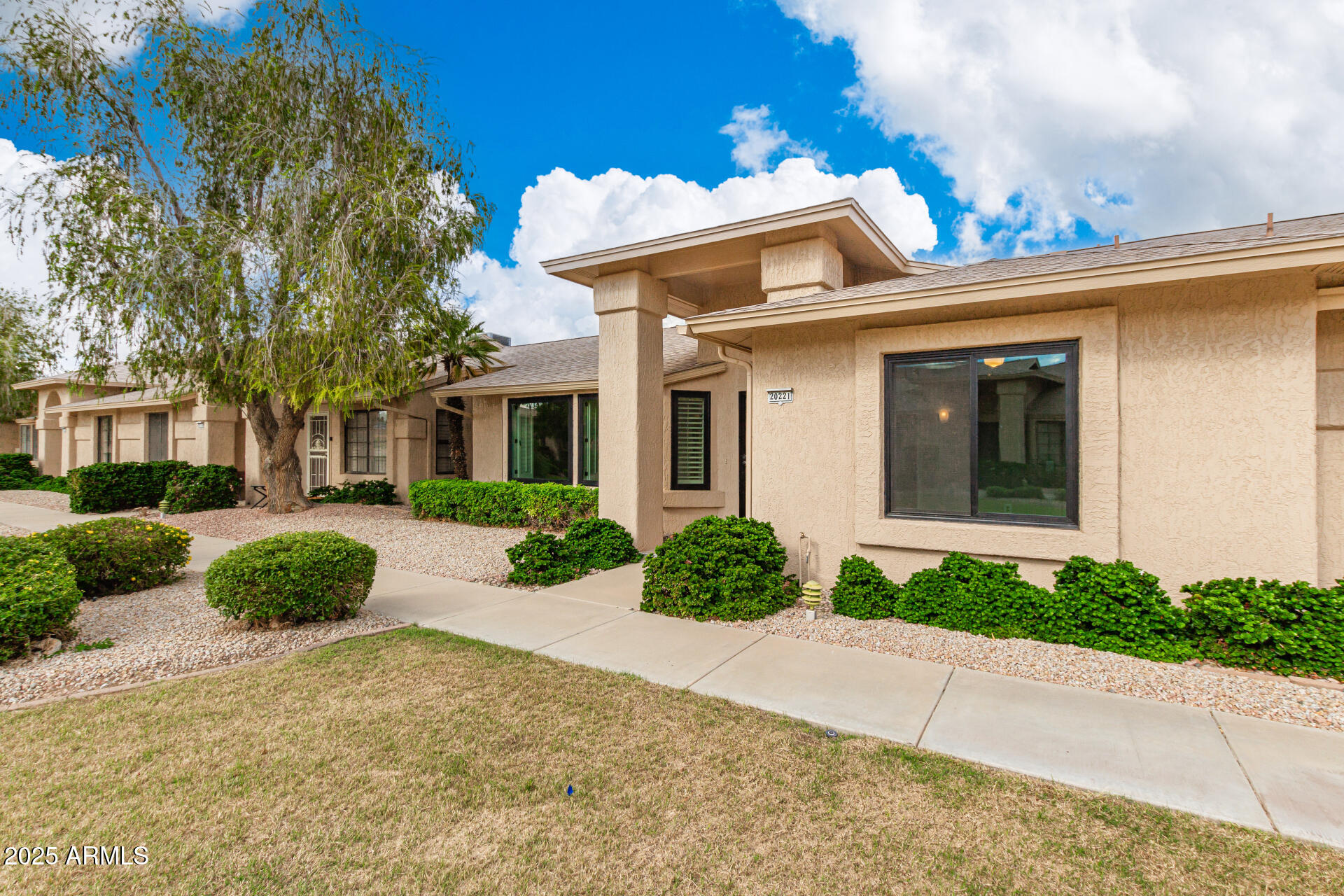 20221 N BROKEN ARROW Drive
