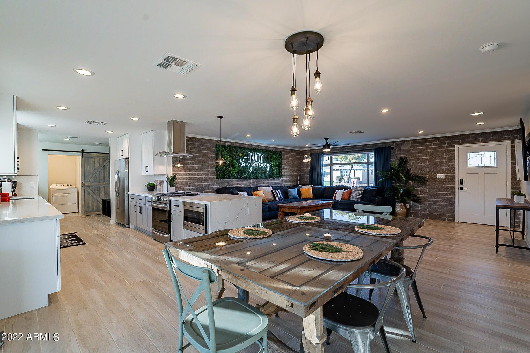 7535 E Princeton Avenue