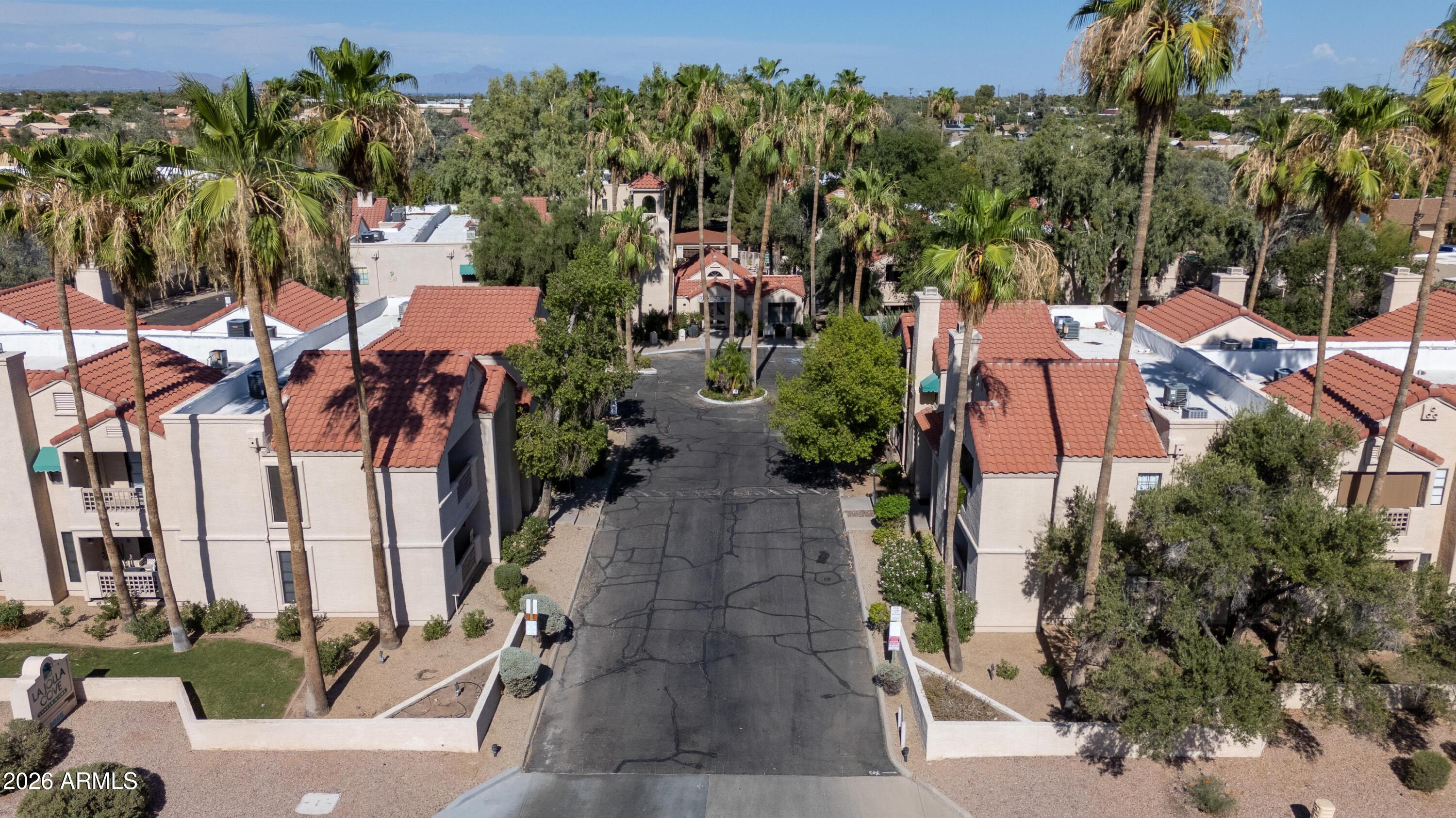 Photo 1 of 18 — 2855 S EXTENSION Road 256, Mesa, AZ 85210