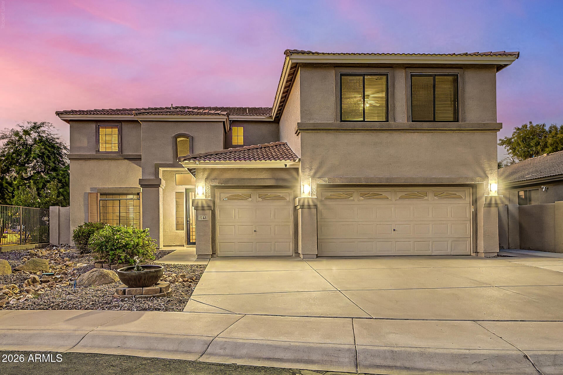 144 W TEAKWOOD Place