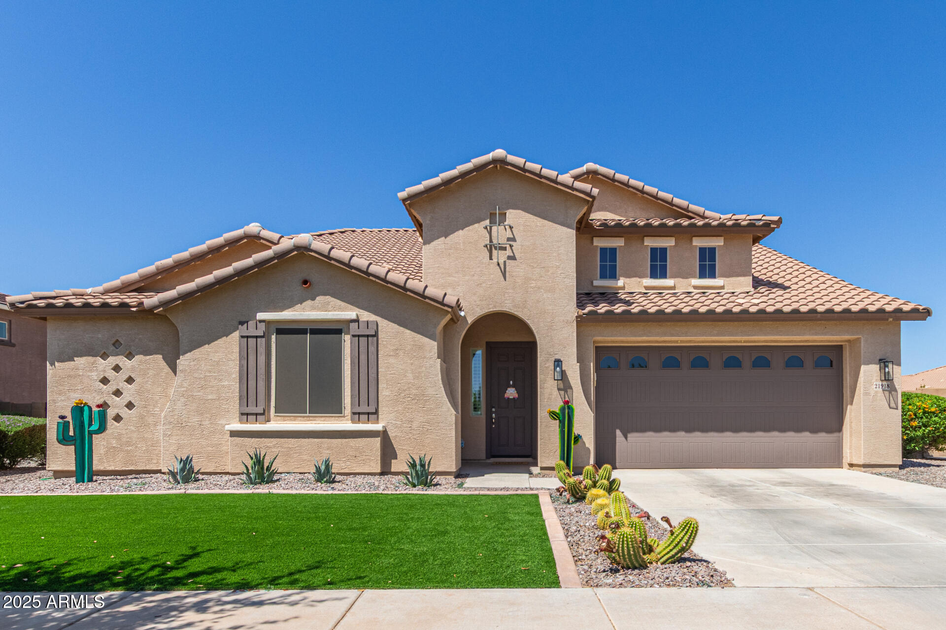 21918 E MAYA Road