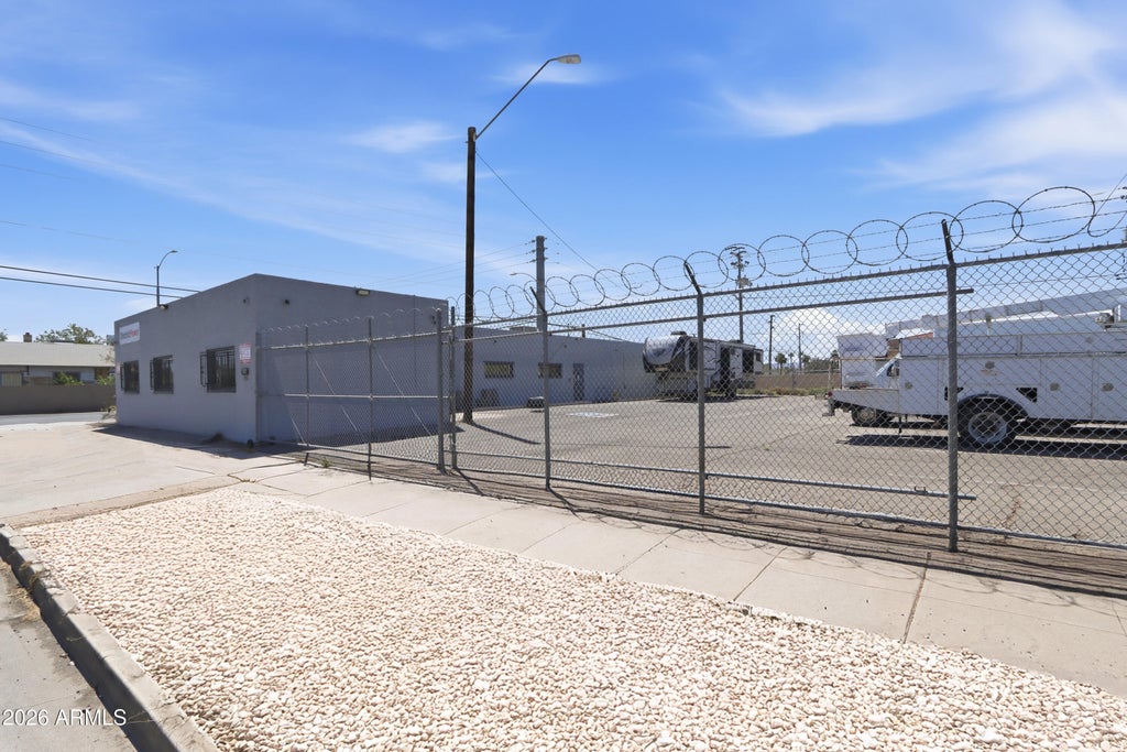 Photo of 420 N 15th Avenue, Phoenix, AZ 85007 (MLS # 7093666)