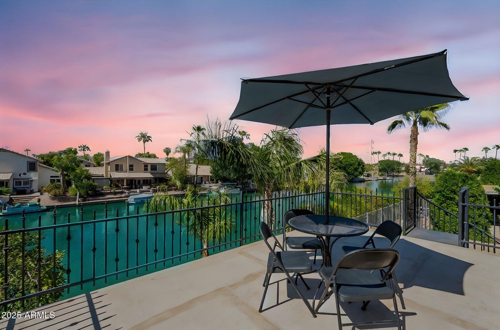 Photo of 198 N Starboard Drive, Gilbert, AZ 85234 (MLS # 6920037)