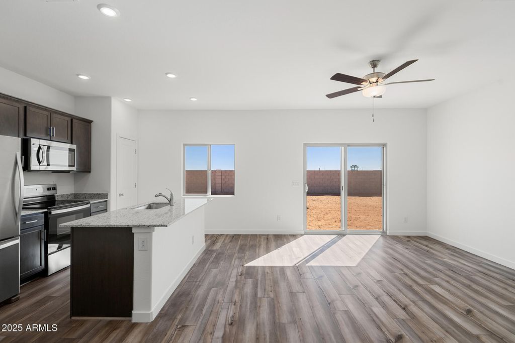 Photo of 626 W Pintail Drive, Casa Grande, AZ 85122 (MLS # 6840209)