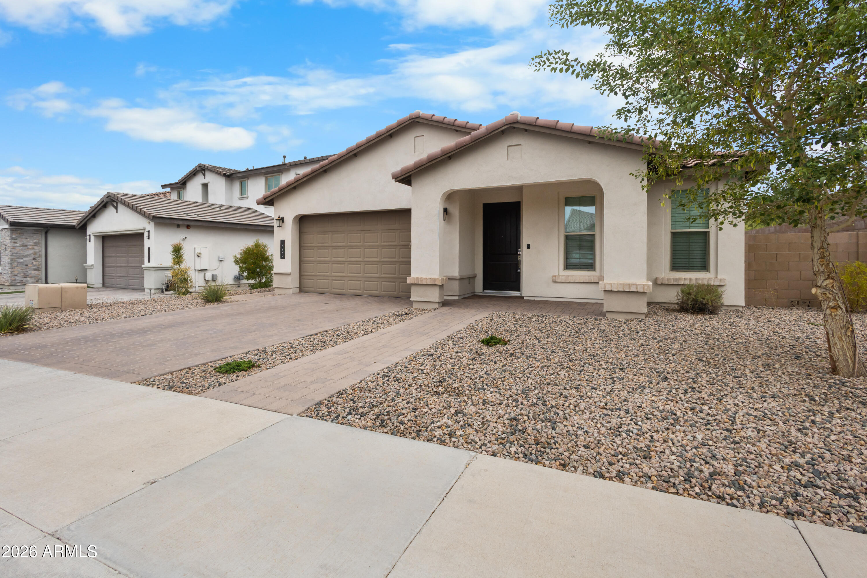 6936 W MAYA Way