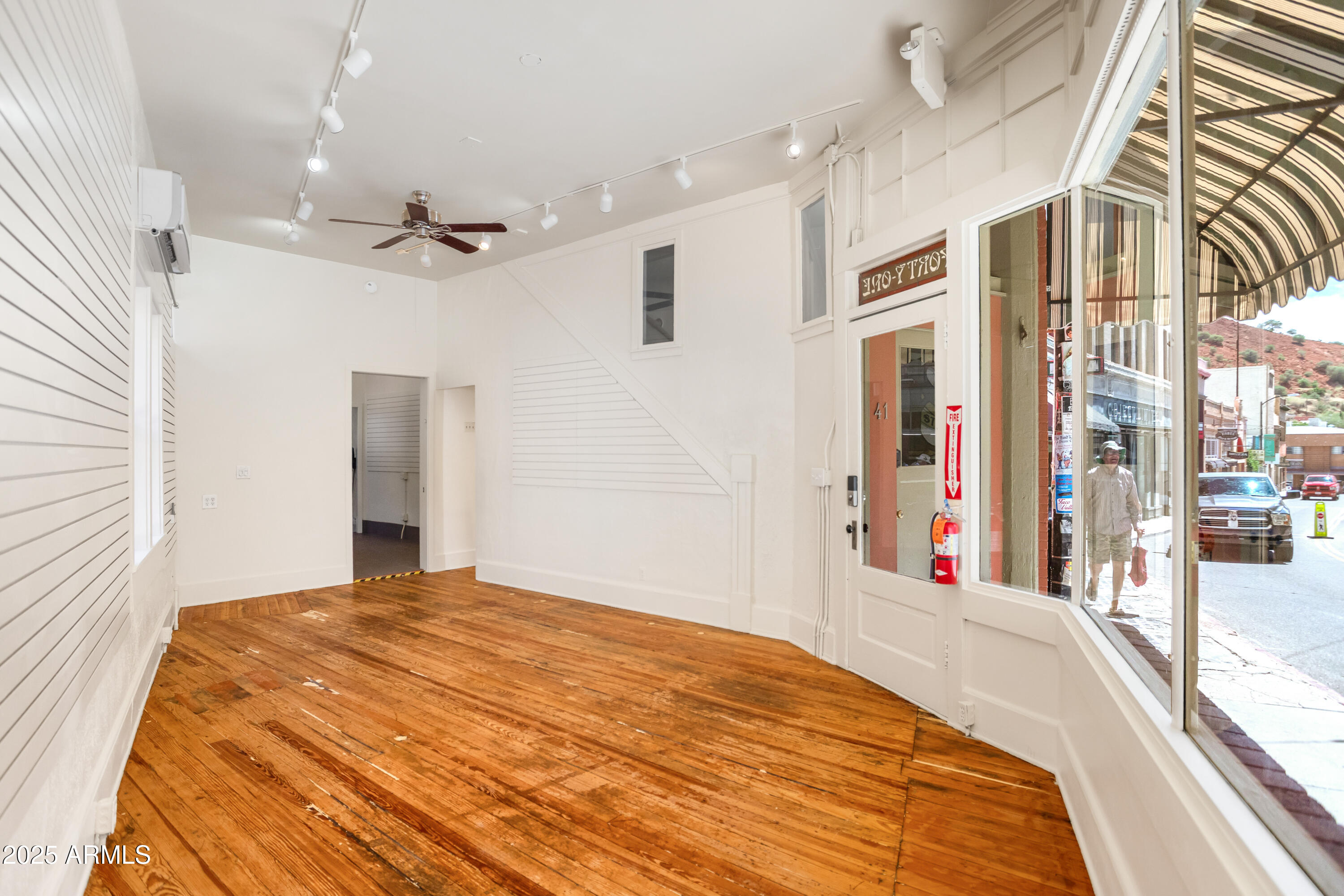 BISBEE - Commercial Sale