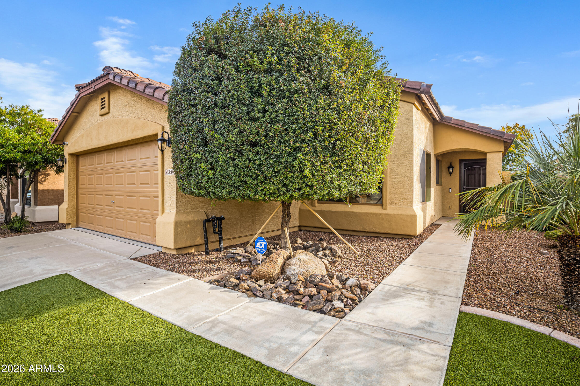 3809 W Five Mile Peak Drive