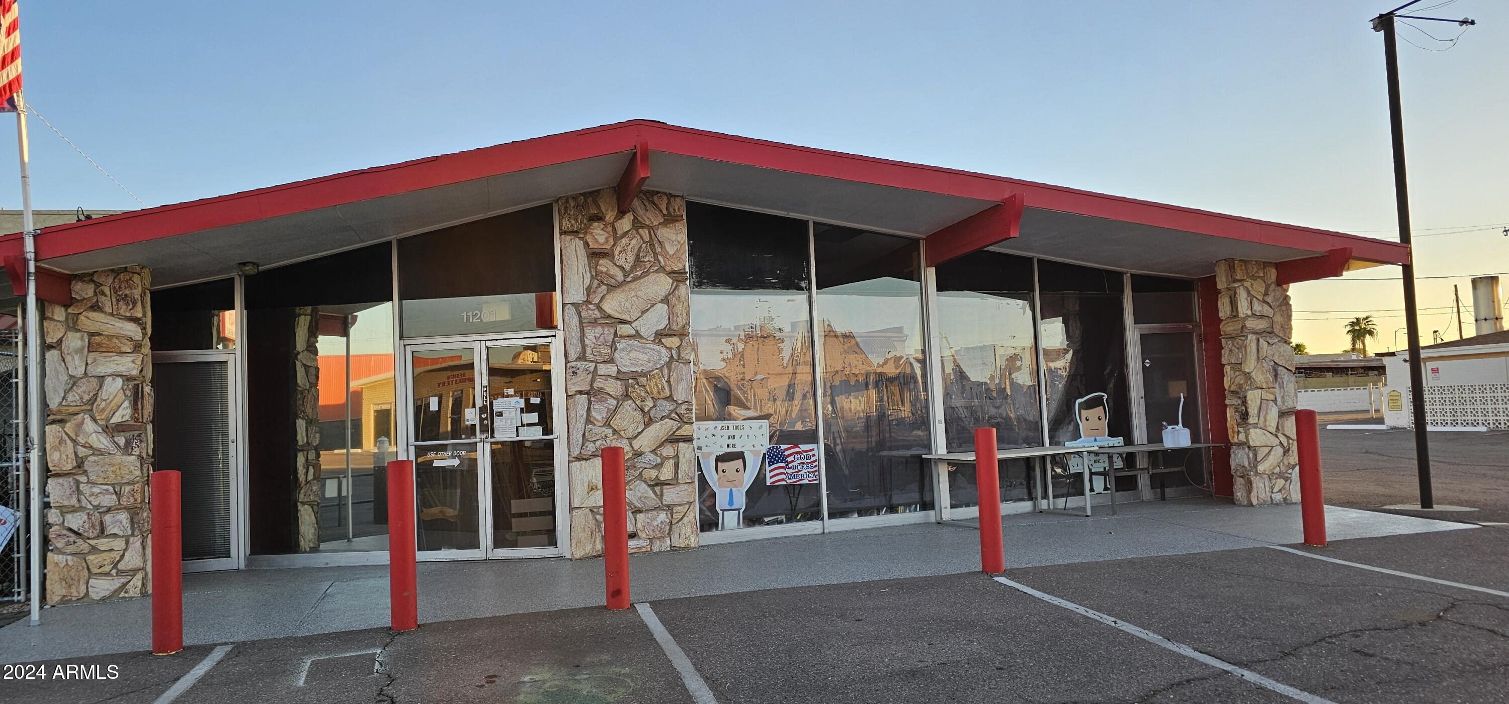 11201 W MICHIGAN Avenue