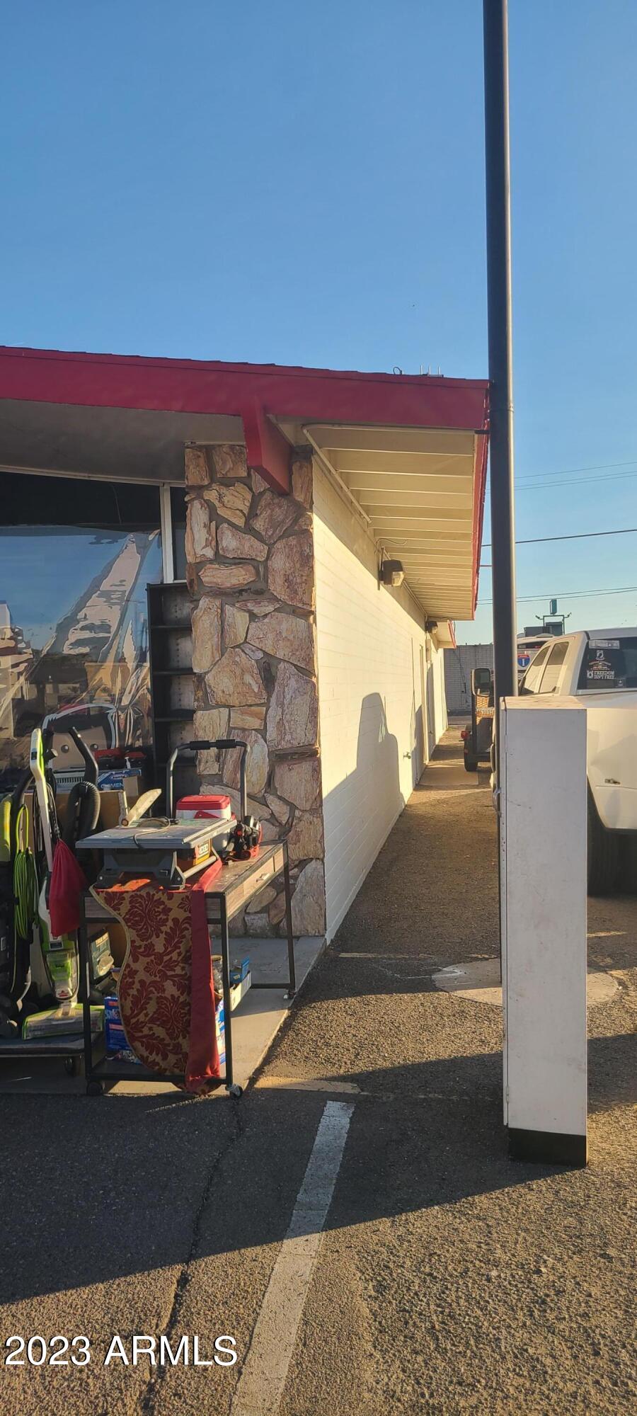 11201 W MICHIGAN Avenue