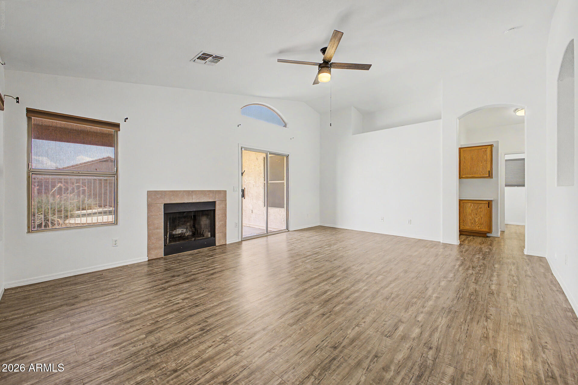 1315 W KINGBIRD Drive