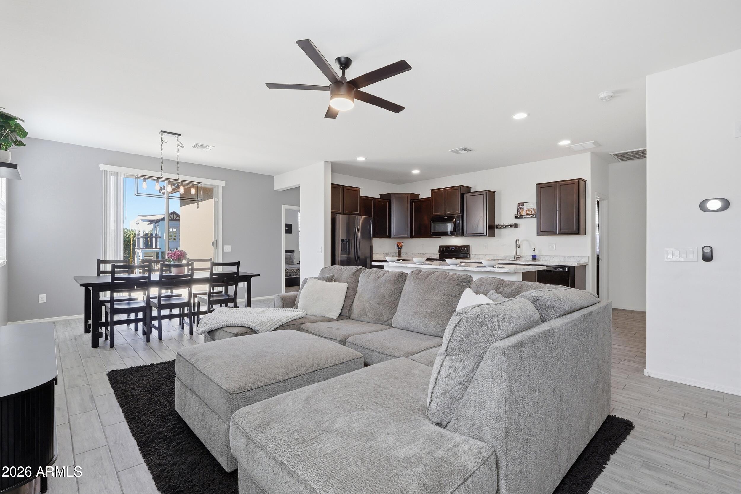 17937 W Villa Hermosa Lane