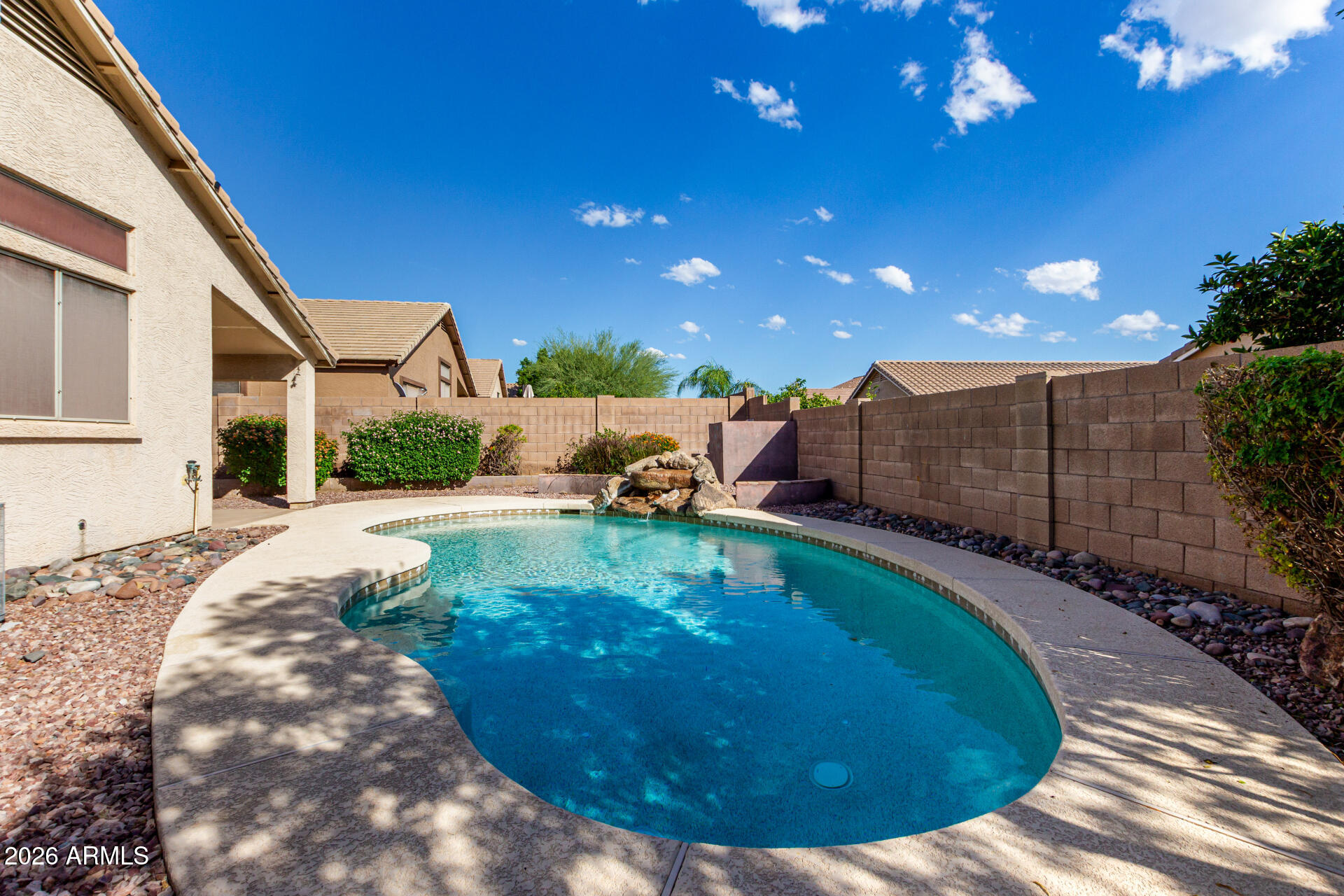 8965 E HILLVIEW Street