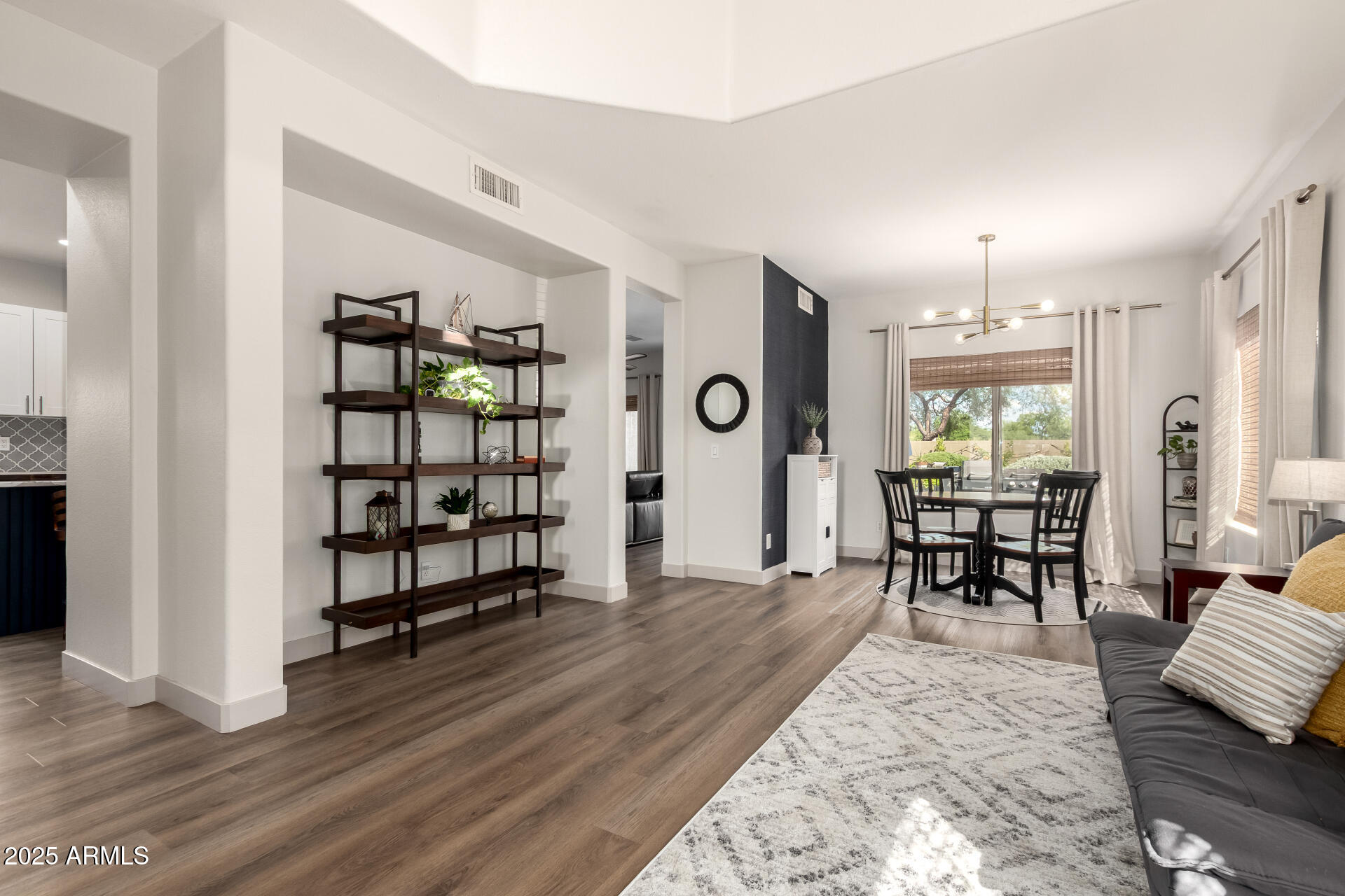 40807 N Barnum Way