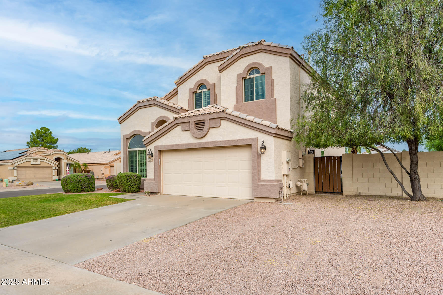 1648 E PALOMINO Drive