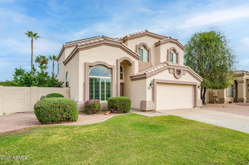 Photo of 1648 E Palomino Drive, Gilbert, AZ 85296 (MLS # 6935501)