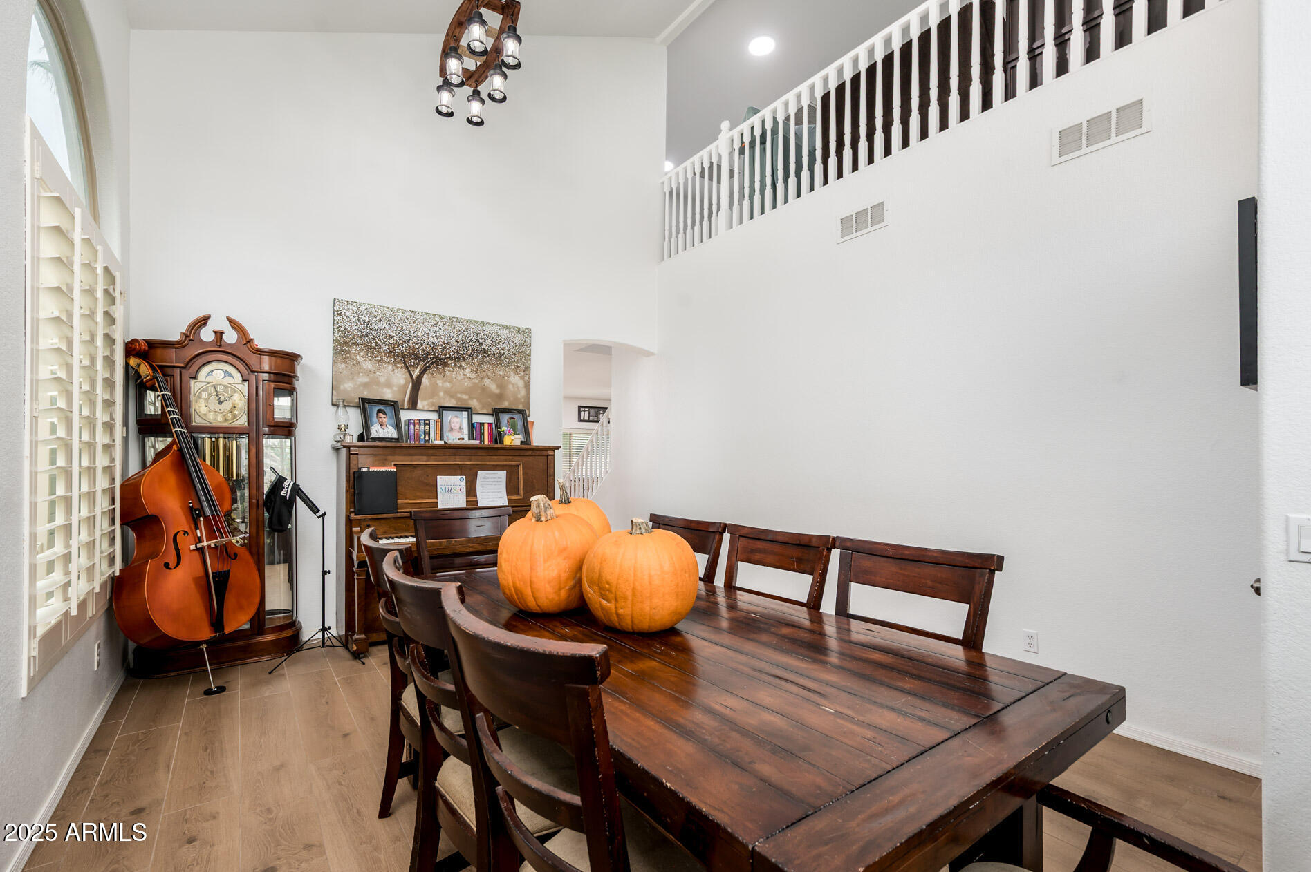 1648 E PALOMINO Drive