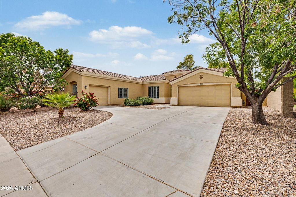 Photo of 18970 N Stonegate Road, Maricopa, AZ 85138 (MLS # 7015856)