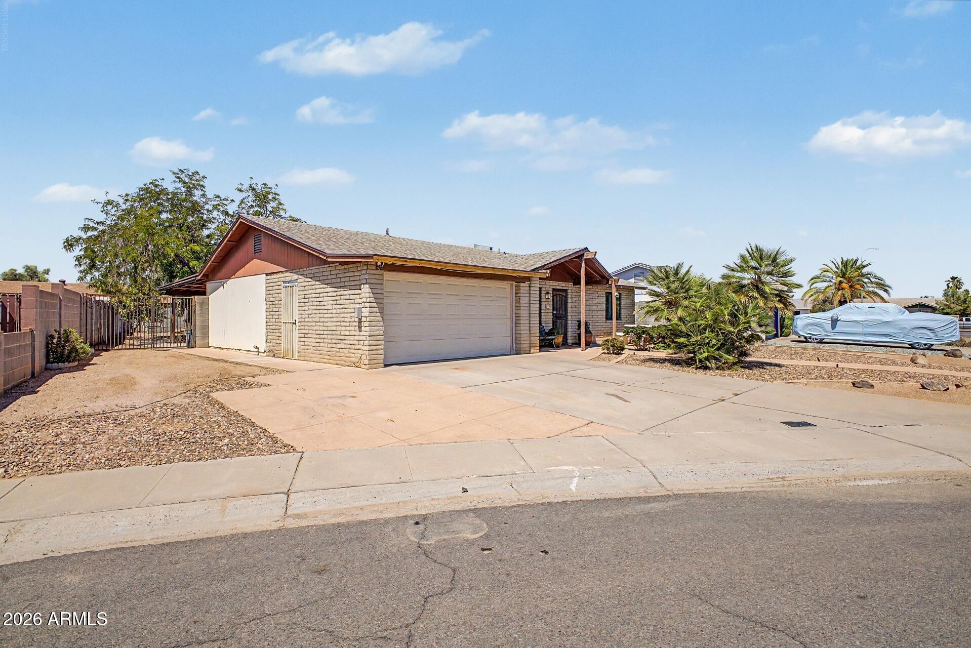 16 W DUKE Drive