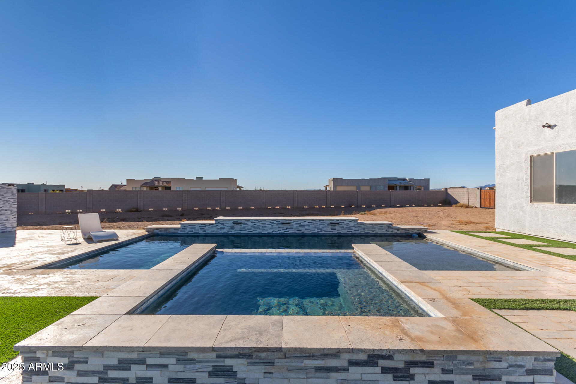 24421 W MORNING VISTA Lane