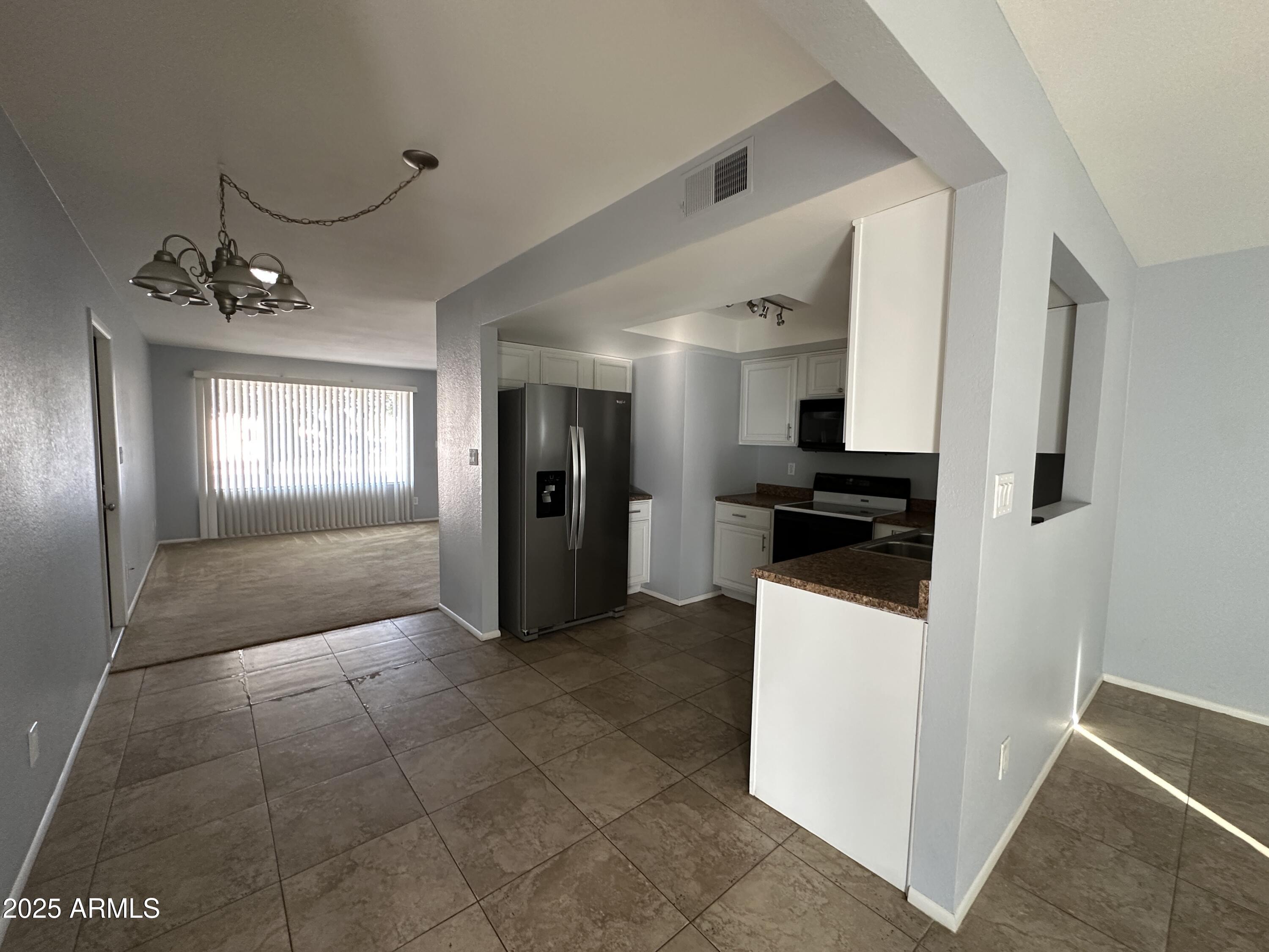 10421 W PUGET Avenue