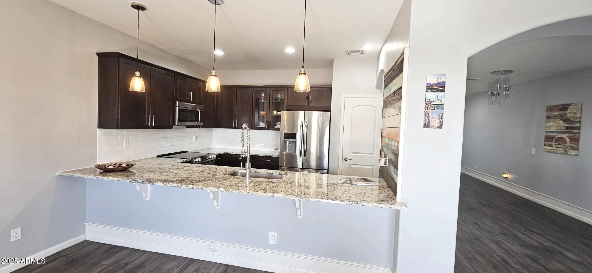 5415 W PONTIAC Drive