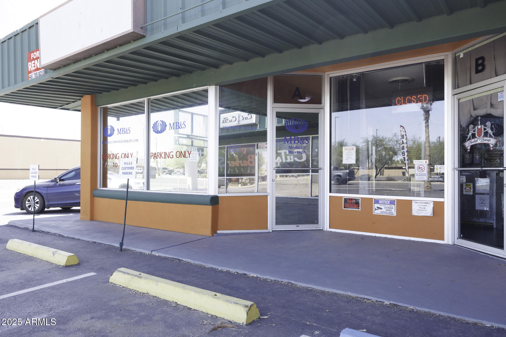 623 E FLORENCE Boulevard