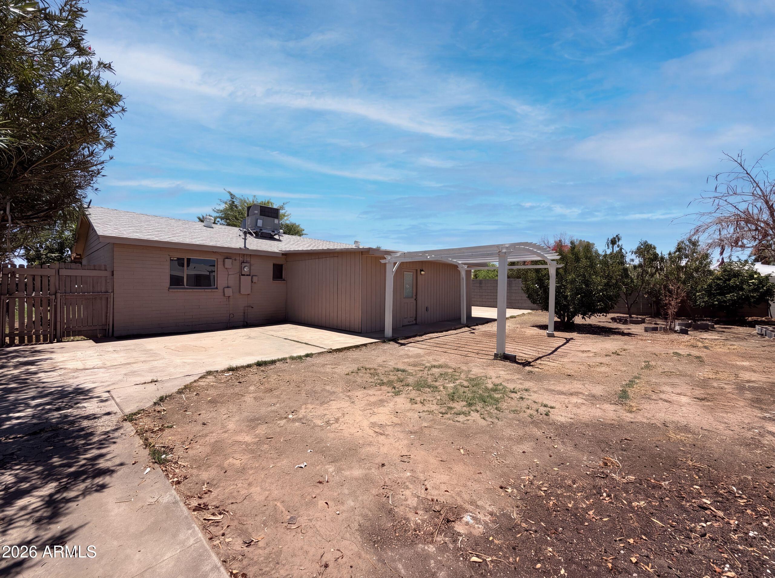 3132 W BETHANY HOME Road