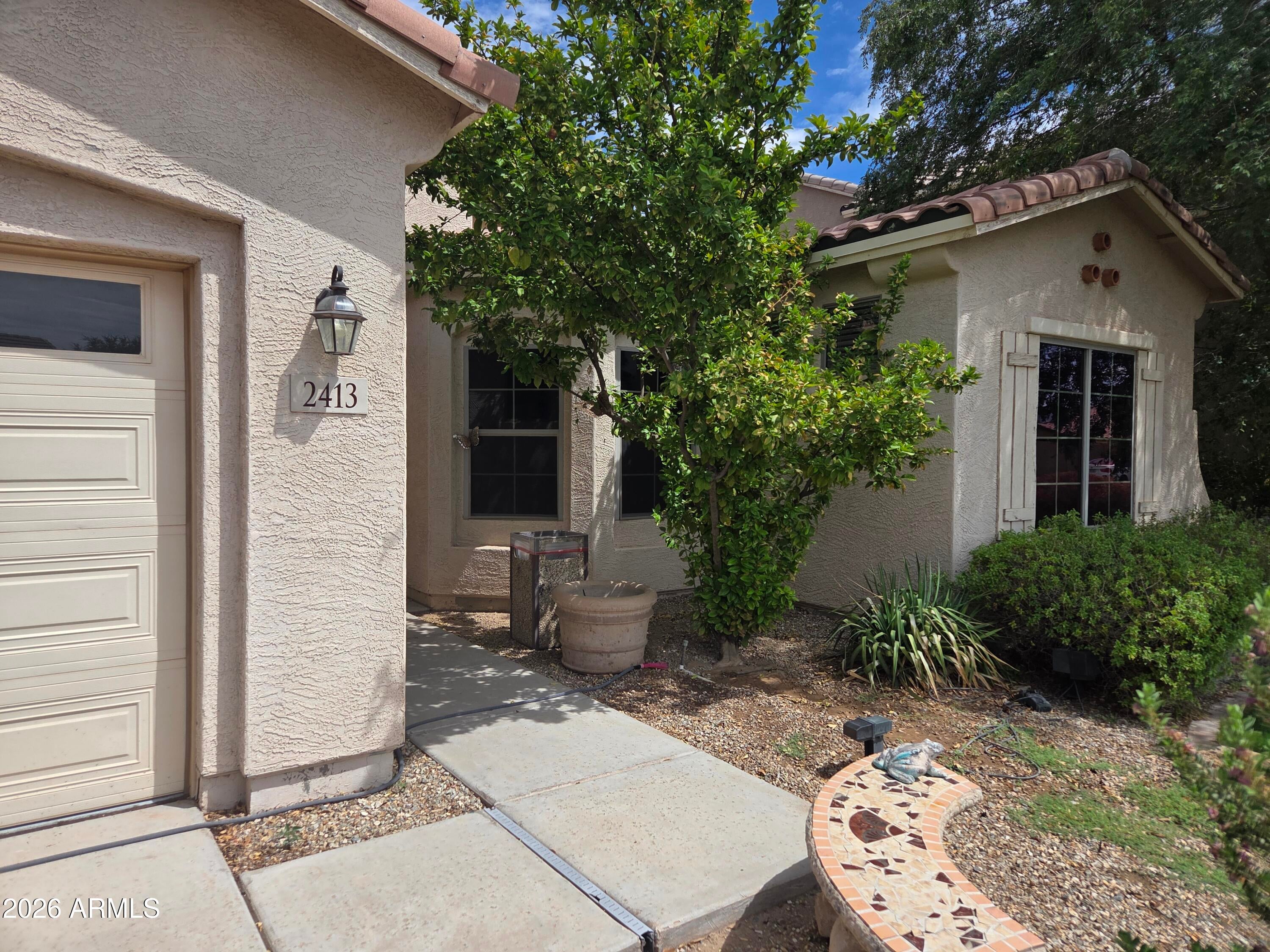 2413 S 121st Drive