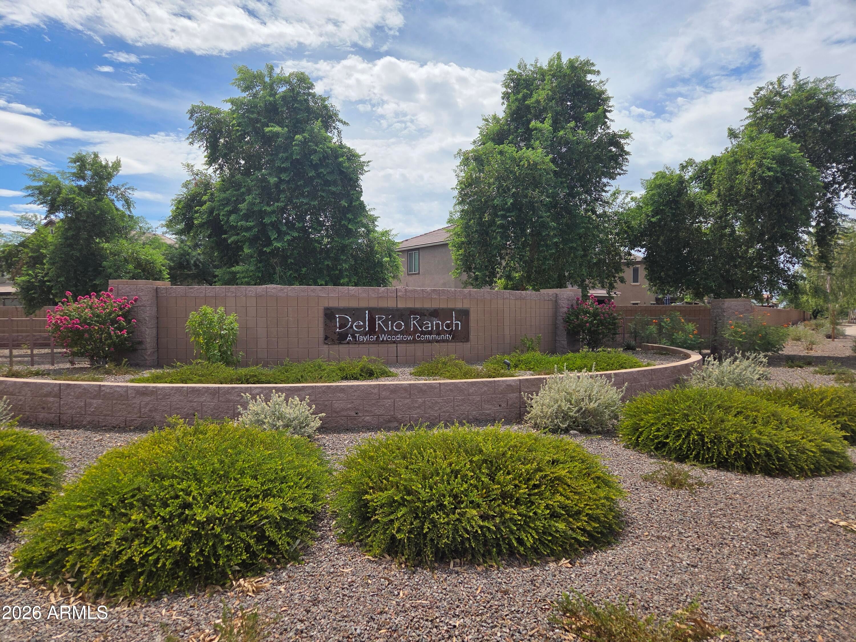 2413 S 121st Drive