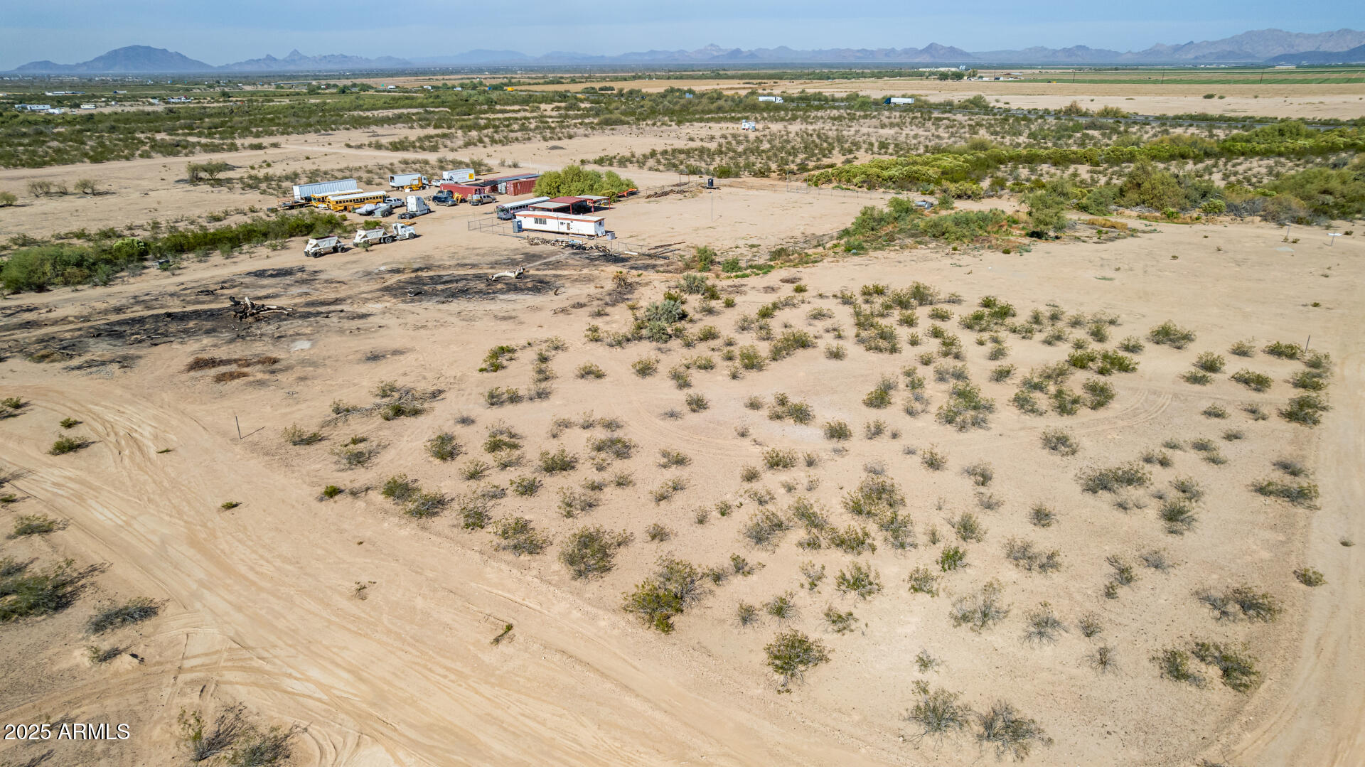 38801 W CHEERY LYNN Road --