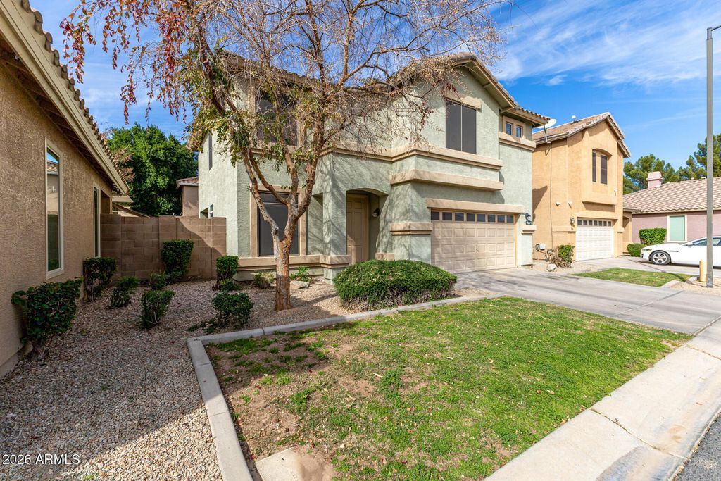Photo of 800 S Bedford Drive, Chandler, AZ 85225 (MLS # 6984041)