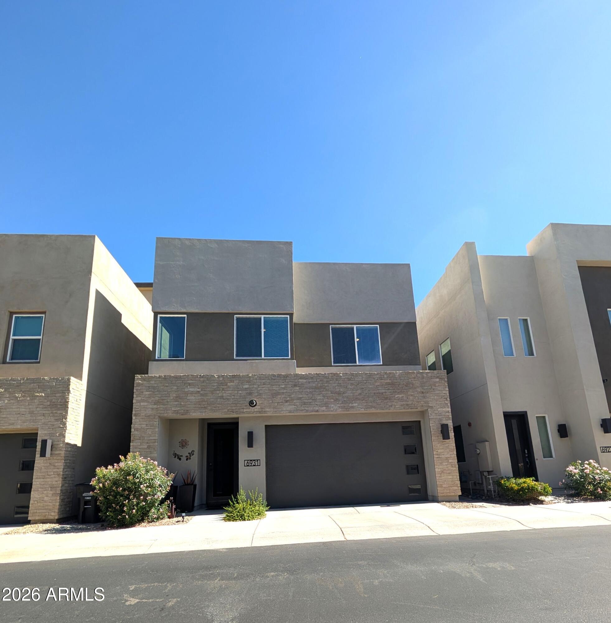 6931 E ORION Drive