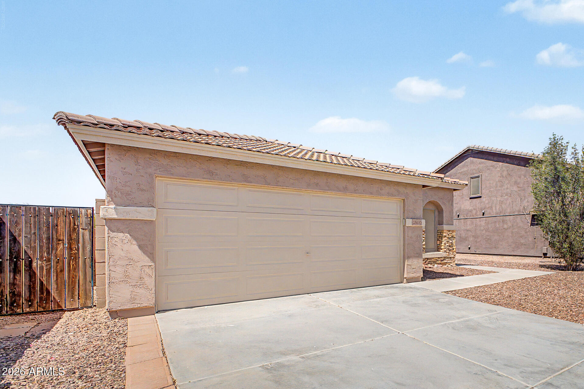 25670 W SATELLITE Lane