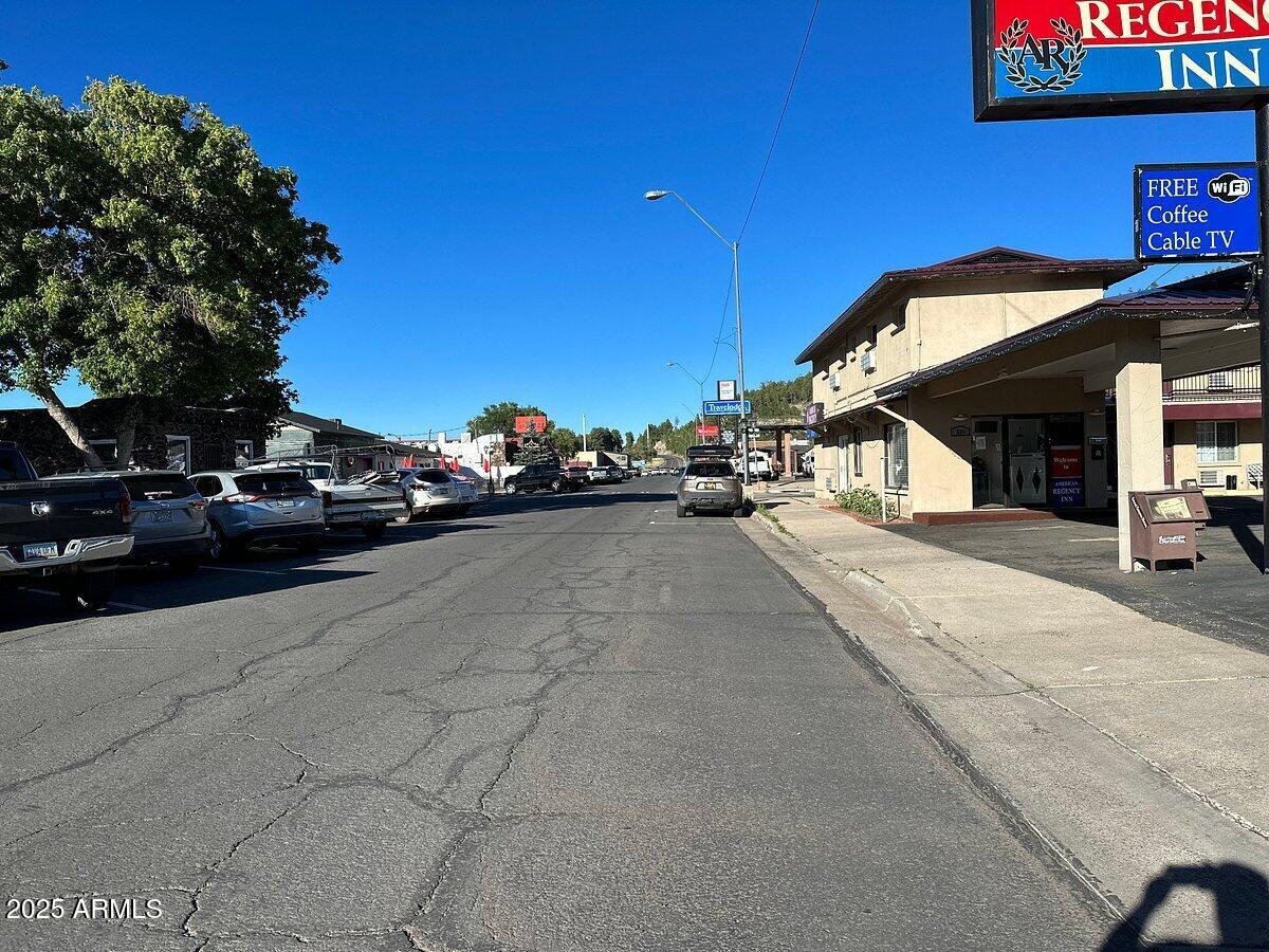 344 E Route 66 --