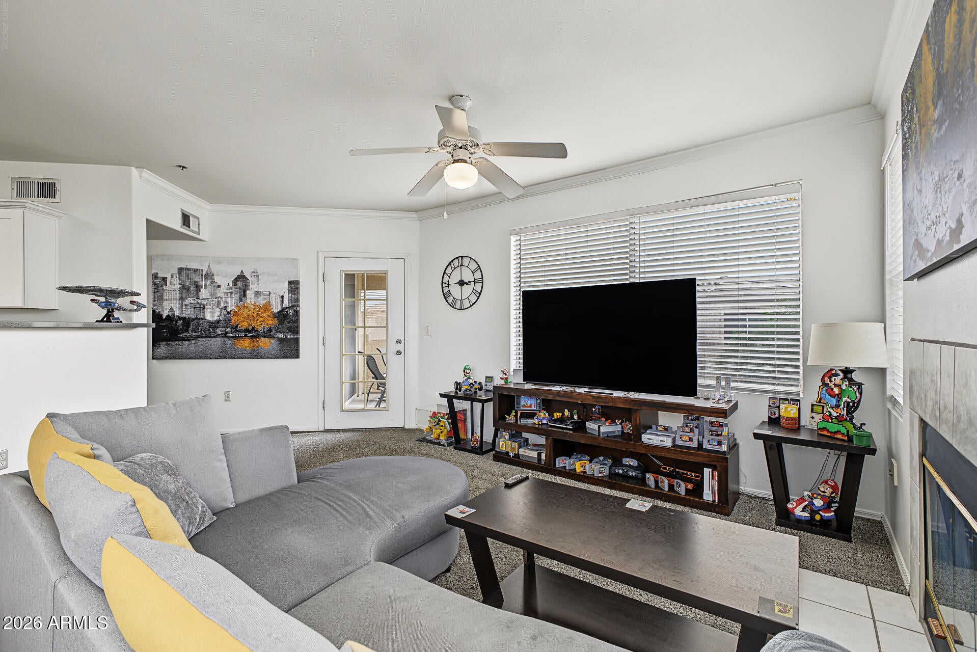 2134 E BROADWAY Road 2050