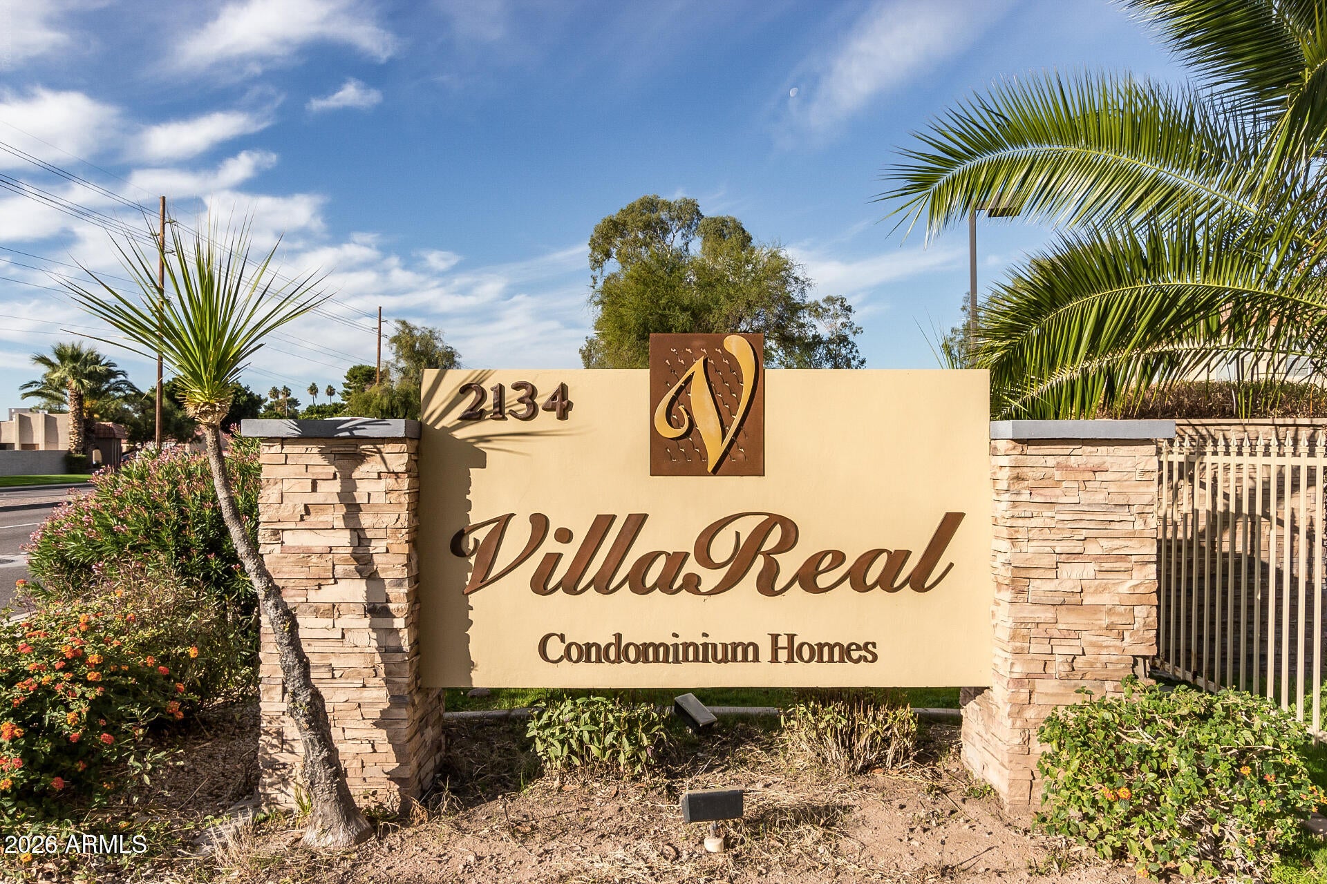 2134 E BROADWAY Road 2050