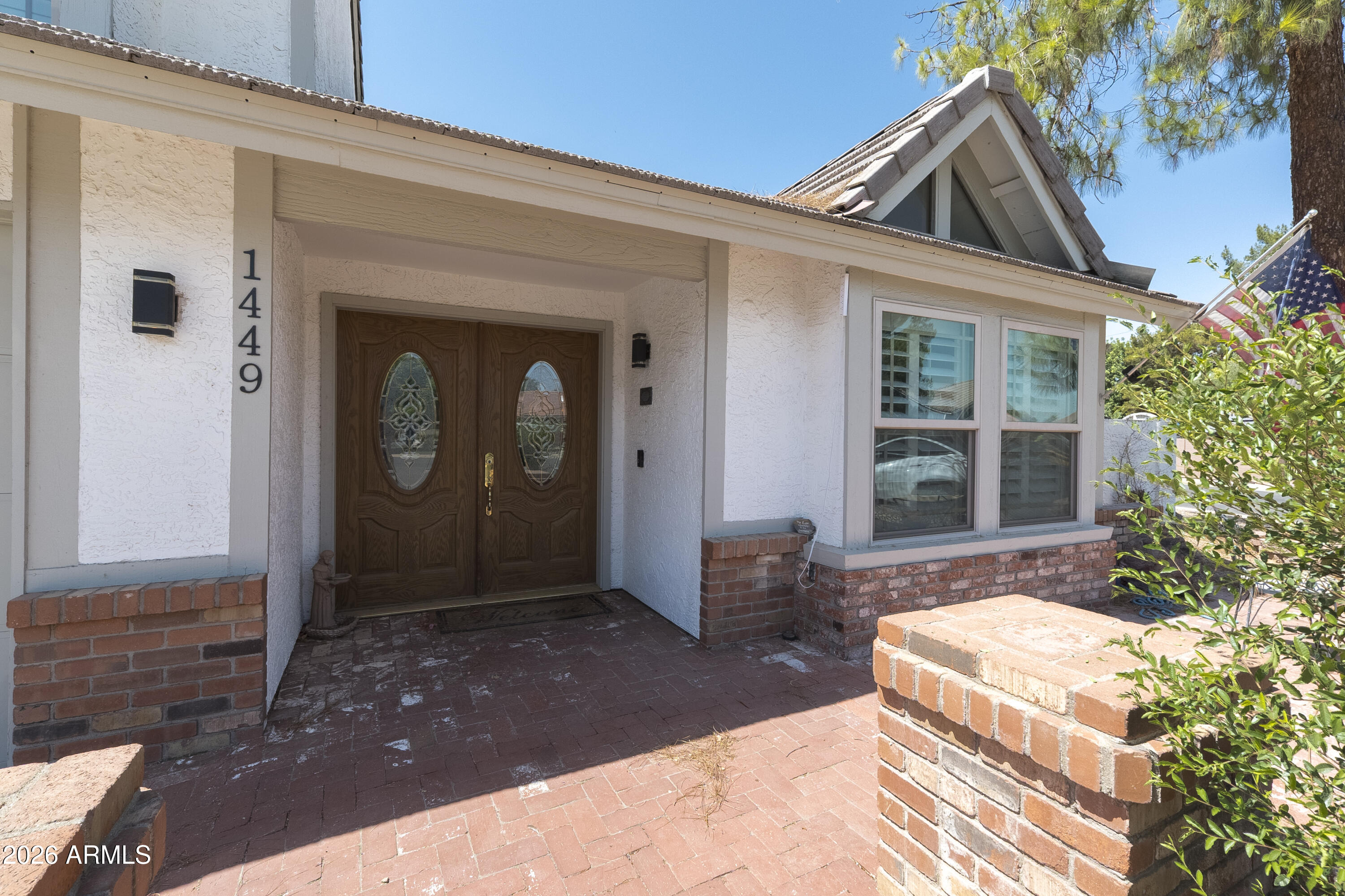 1449 N WOODSIDE Road