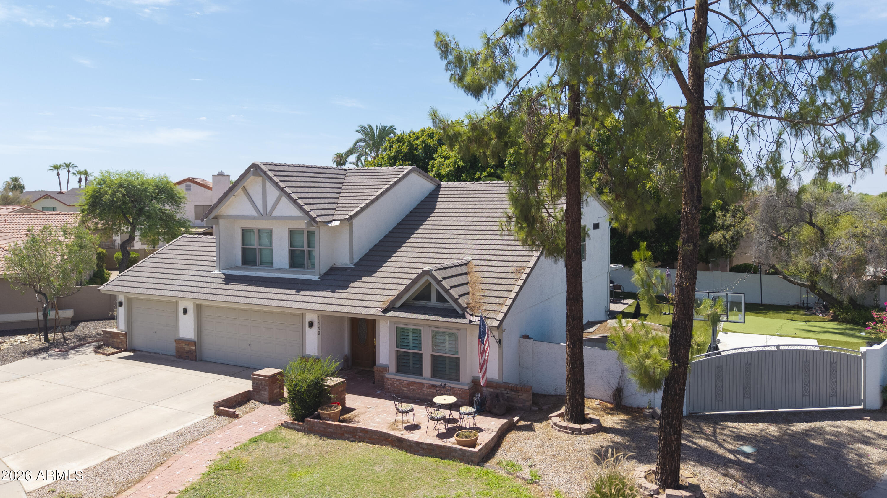 1449 N WOODSIDE Road