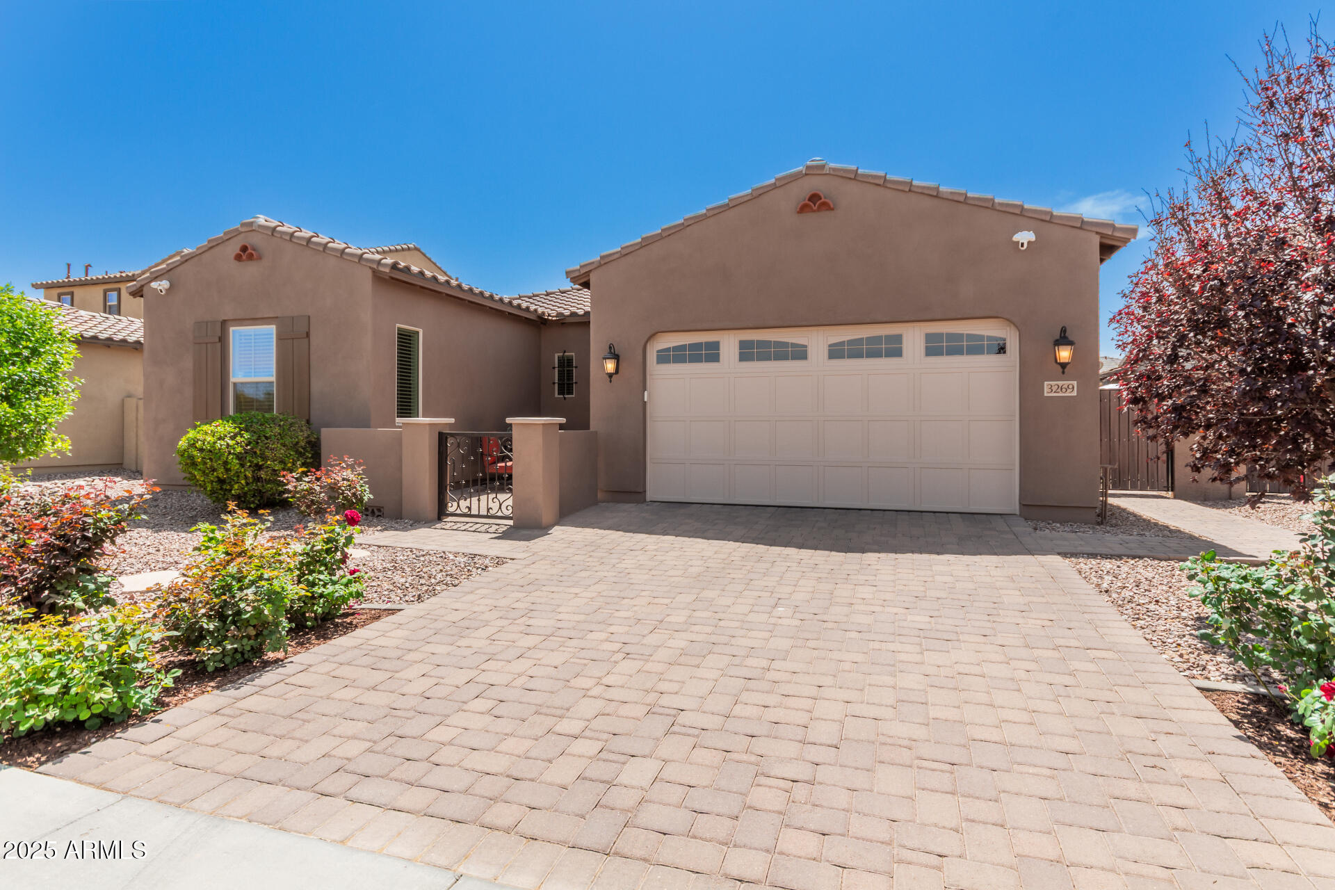 3269 E IRONSIDE Lane