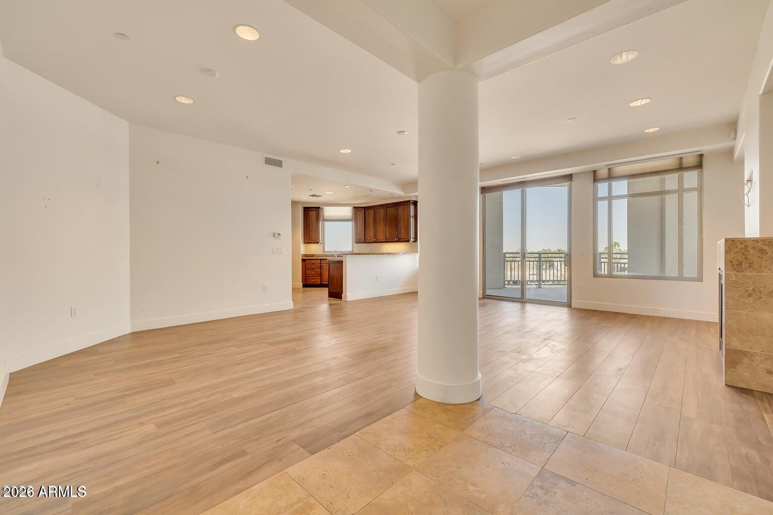 2211 E CAMELBACK Road 409