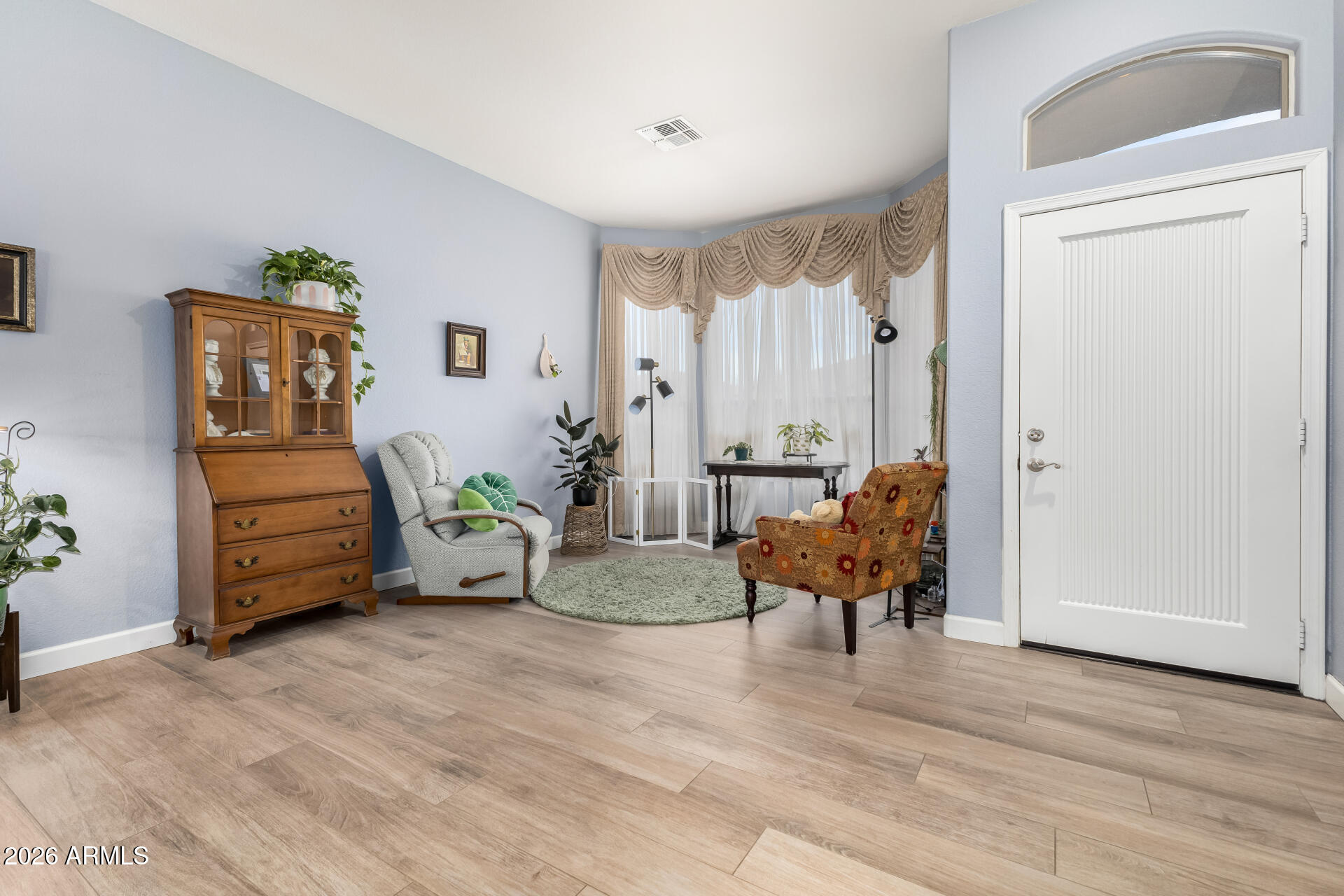 1142 N JOSHUA TREE Lane