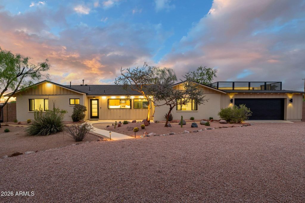 Photo of 5818 E Oak Street, Scottsdale, AZ 85257 (MLS # 7022788)