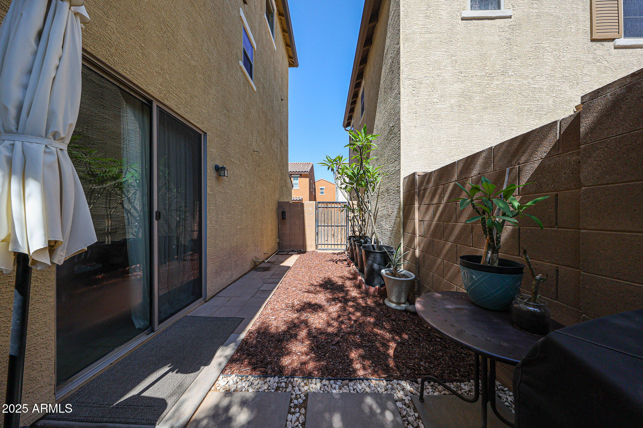 451 S HAWES Road 53