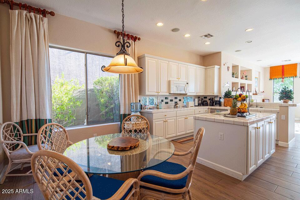 2347 W RIVER ROCK Court