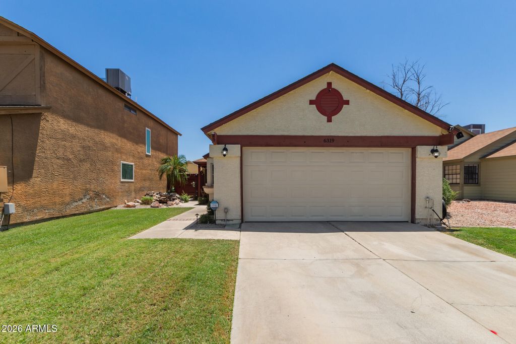 Photo of 6319 W Mercer Lane, Glendale, AZ 85304 (MLS # 6971231)