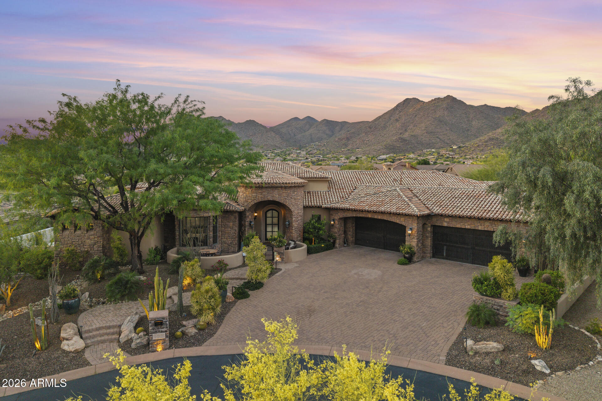 13766 E YUCCA Street