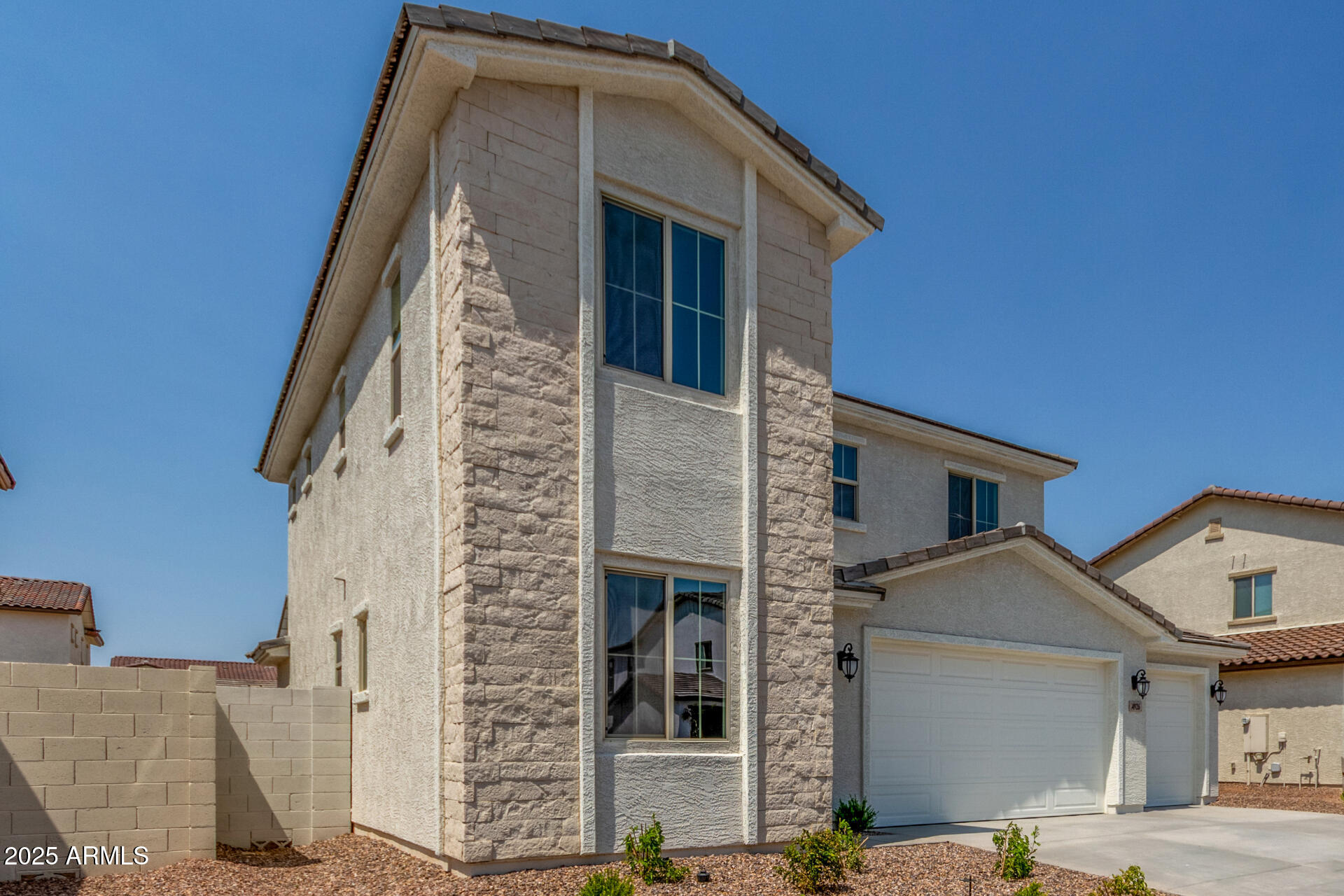 4926 W CHERYL Drive