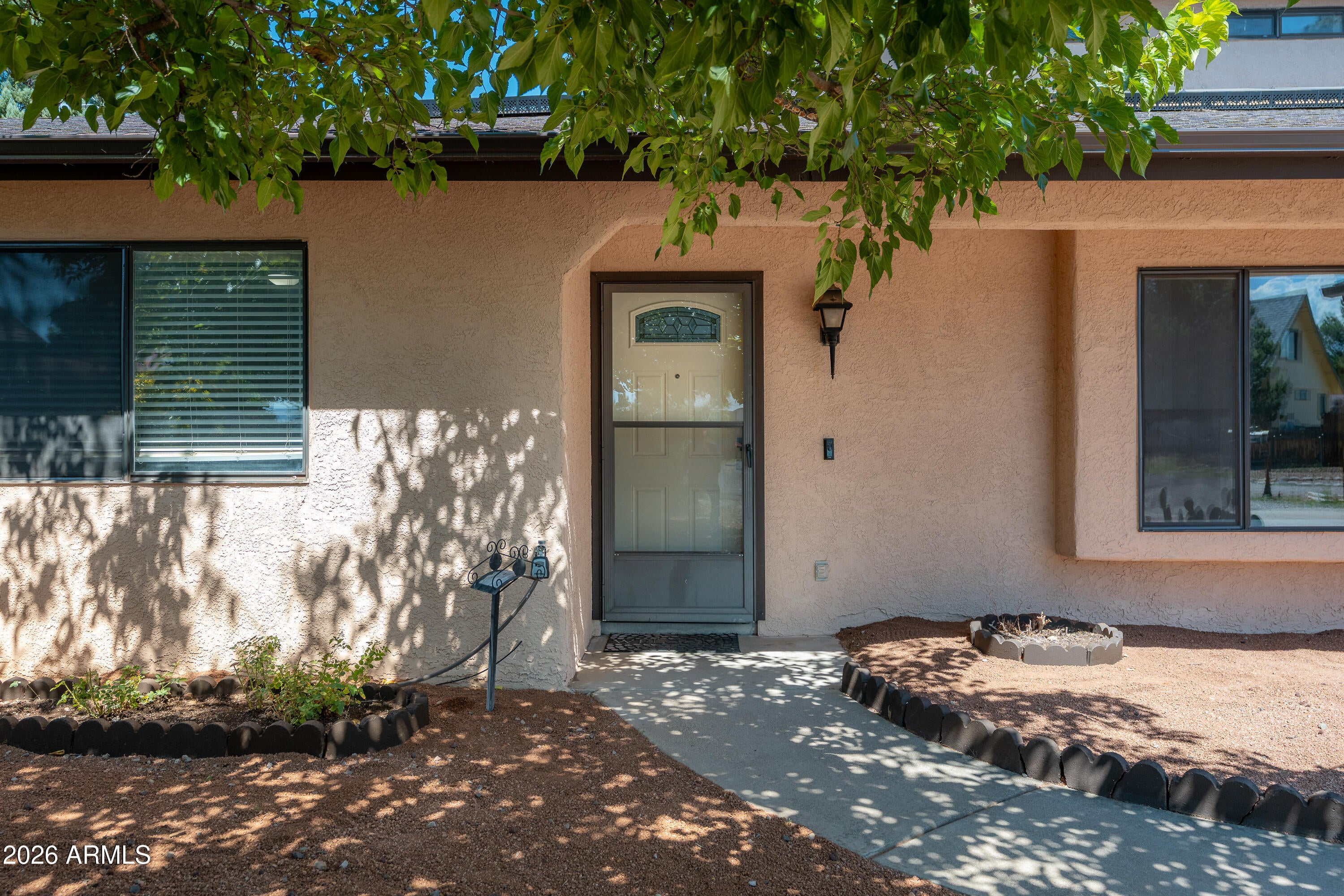 1904 S DESERT FLOWER Circle