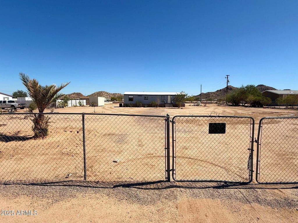 Photo of 373 S Amarillo Valley Road, Maricopa, AZ 85139 (MLS # 6931465)